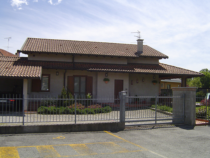 Cavallirio 1 villa